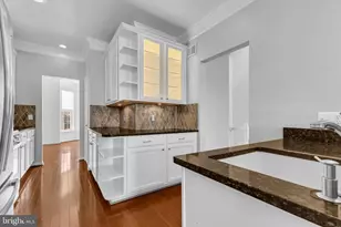 5937 Kirkcaldy Ln, Alexandria, VA 22315 - Photo 15