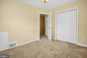 2256 Roanoke Dr, Alexandria, VA 22307 - Photo 25