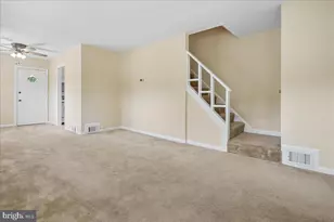 2256 Roanoke Dr, Alexandria, VA 22307 - Photo 7
