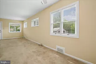 2256 Roanoke Dr, Alexandria, VA 22307 - Photo 11