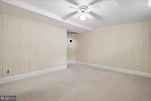 2256 Roanoke Dr, Alexandria, VA 22307 - Photo 31