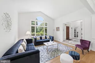 1407 Woodhurst Blvd, McLean, VA 22102 - Photo 13