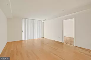 2726 Gallows Rd, Vienna, VA 22180 - Photo 15