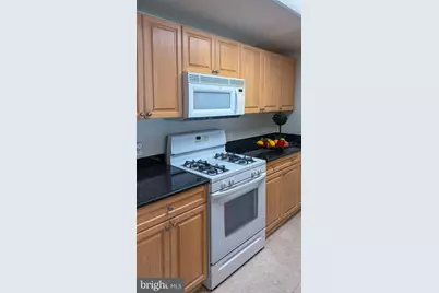 2726 Gallows Road #417, Vienna, VA 22180 - Photo 5