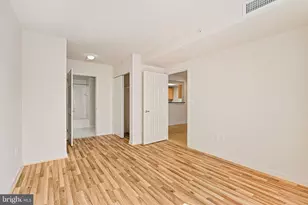 2726 Gallows Rd, Vienna, VA 22180 - Photo 19
