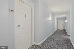 2726 Gallows Rd, Vienna, VA 22180 - Photo 7