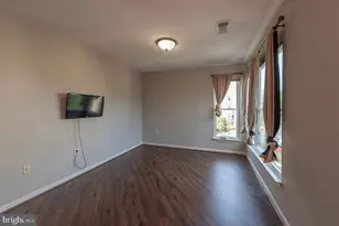 2204 Westcourt Ln, Herndon, VA 20170 - Photo 13