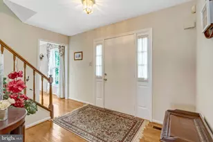 3352 Broken Knife Ct, Annandale, VA 22003 - Photo 7