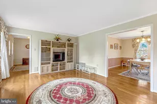 3352 Broken Knife Ct, Annandale, VA 22003 - Photo 5