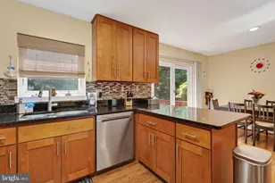 3316 Stone Heather Ct, Herndon, VA 20171 - Photo 15