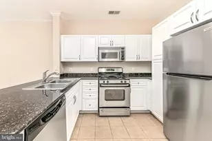12909 Centre Park Cir, Herndon, VA 20171 - Photo 5