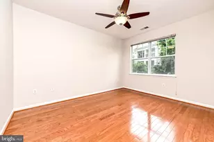 12909 Centre Park Cir, Herndon, VA 20171 - Photo 7