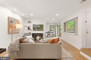 11025 Villaridge Ct, Reston, VA 20191 - Photo 5
