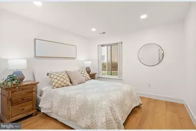 11025 Villaridge Court, Reston, VA 20191 - Photo 17