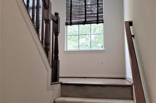 1928 Crescent Park Dr, Reston, VA 20190 - Photo 5