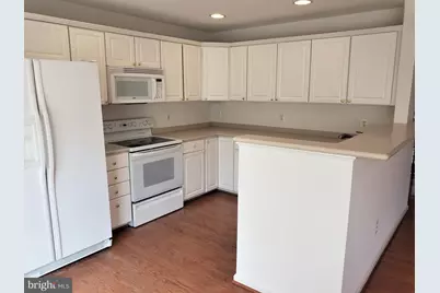 1928 Crescent Park Drive #29B, Reston, VA 20190 - Photo 13