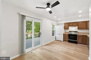 7691 Northern Oaks Ct, Springfield, VA 22153 - Photo 11