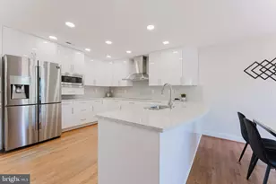 10527 Mereworth Ln, Oakton, VA 22124 - Photo 17