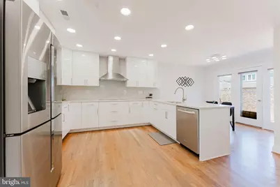 10527 Mereworth Lane, Oakton, VA 22124 - Photo 15