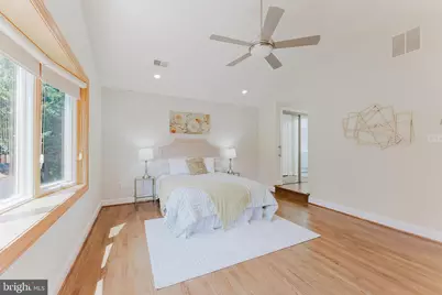 10527 Mereworth Lane, Oakton, VA 22124 - Photo 25