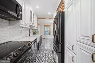 2324 Harleyford Ct, Reston, VA 20191 - Photo 9