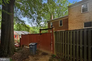 2324 Harleyford Ct, Reston, VA 20191 - Photo 51