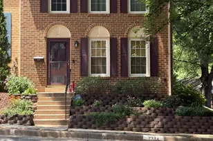 2324 Harleyford Ct, Reston, VA 20191 - Photo 1
