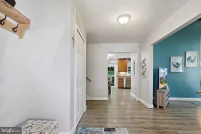 6144 Shiplett, Burke, VA 22015 - Photo 3