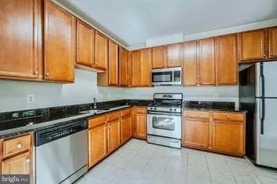 1520 N Point Drive #03-0202, Reston, VA 20194 - Photo 11