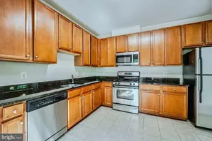 1520 North Point Dr, Reston, VA 20194 - Photo 11