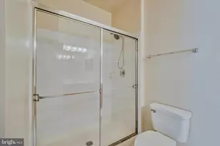 1520 North Point Dr, Reston, VA 20194 - Photo 25