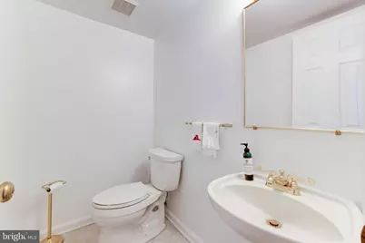 9823 Saint Cloud Court, Fairfax, VA 22031 - Photo 13