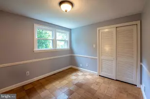 6438 Woodville Dr, Falls Church, VA 22044 - Photo 19