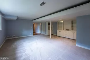 6438 Woodville Dr, Falls Church, VA 22044 - Photo 17