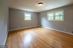 6438 Woodville Dr, Falls Church, VA 22044 - Photo 13