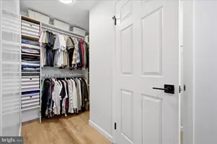 5835 Rock Forest Ct, Centreville, VA 20121 - Photo 29