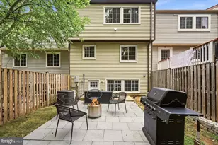 5835 Rock Forest Ct, Centreville, VA 20121 - Photo 49