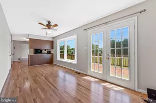 4613 Fillingame Dr, Chantilly, VA 20151 - Photo 9