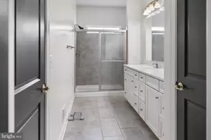 3806 Rainier Dr, Fairfax, VA 22033 - Photo 13