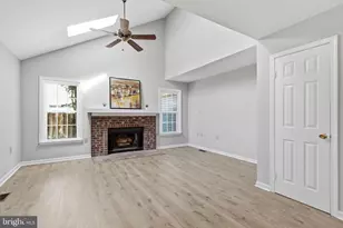8646 Ivy Mint Ct, Springfield, VA 22153 - Photo 15