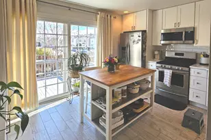 6552 Old Carriage Ln, Alexandria, VA 22315 - Photo 7