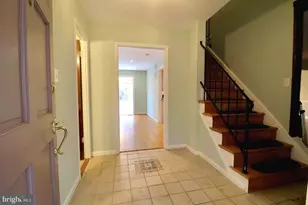 11312 Myrtle Ln, Reston, VA 20191 - Photo 3