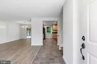 412 Cavendish St, Herndon, VA 20170 - Photo 3