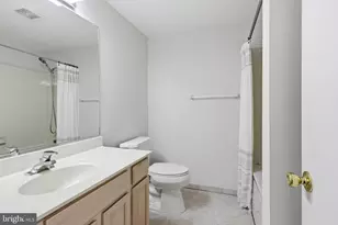 412 Cavendish St, Herndon, VA 20170 - Photo 15