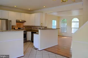 6863 Drifton Ct, Centreville, VA 20121 - Photo 19