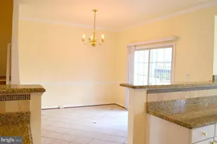 6863 Drifton Ct, Centreville, VA 20121 - Photo 5