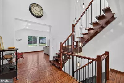 7300 Oriole Avenue, Springfield, VA 22150 - Photo 19