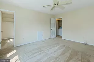 9637 Westport Ln, Burke, VA 22015 - Photo 17