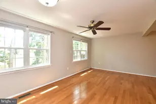 7733 Trevino Ln, Falls Church, VA 22043 - Photo 3