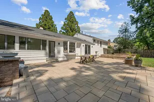 9013 Beatty Dr, Alexandria, VA 22308 - Photo 43